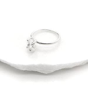 Ring - Size 5,7 - Mini Horizontal Herkimer in Bright Sterling Silver by Storica Studio