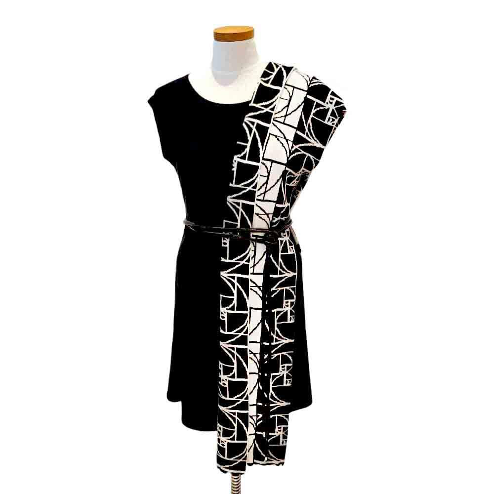 Wrap - Golden Ratio in Black and Cream by Liamolly