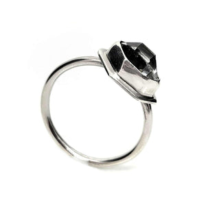 Ring - Size 7 (Custom Sizing Available) - Glacier Horizontal Herkimer in Bright Sterling Silver by Stórica Studio