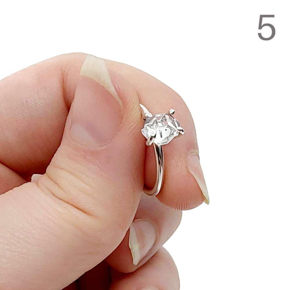 Ring - Size 5,7 - Mini Horizontal Herkimer in Bright Sterling Silver by Storica Studio