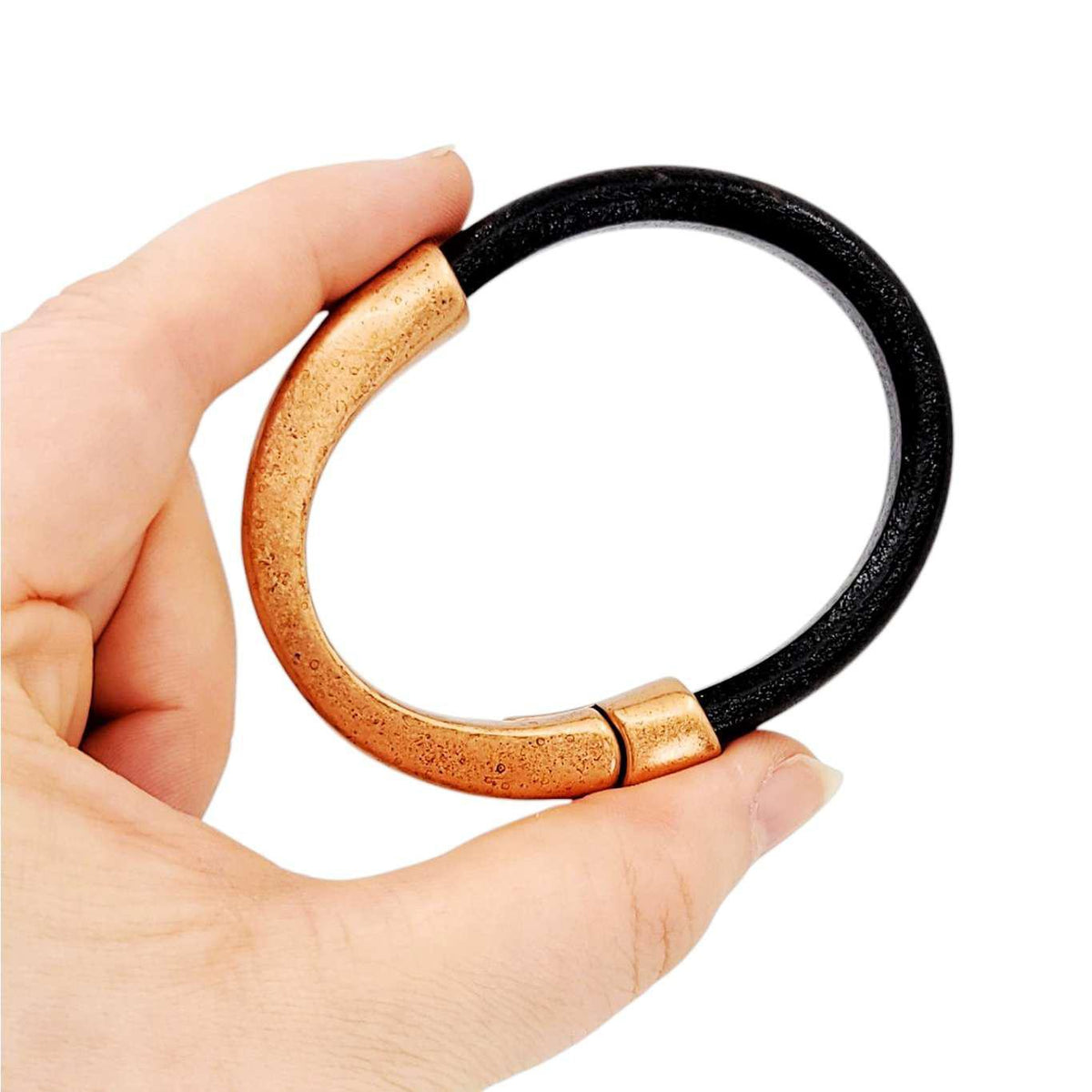 Bracelet - Kona Leather Breakaway (Assorted Metals) by Diana Kauffman Designs