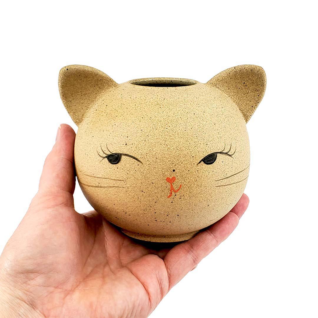 Kitty Cat Vase - Coy by Jennifer Fujimoto