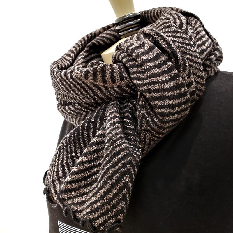 Wrap - Forest Fern in Walnut and Black by Liamolly