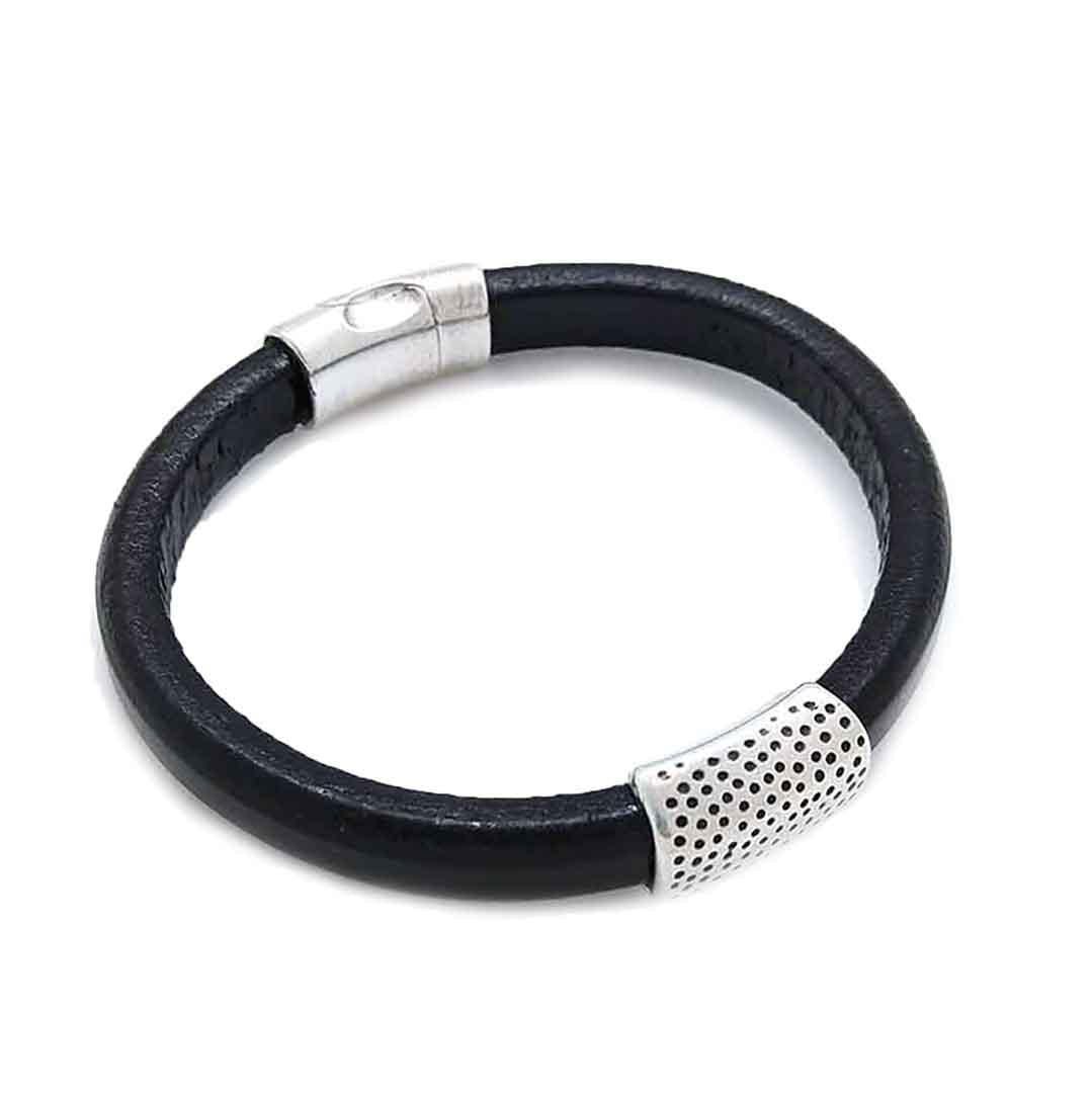 Bracelet - Stingray in Black Leather with Silver by Diana Kauffman Designs