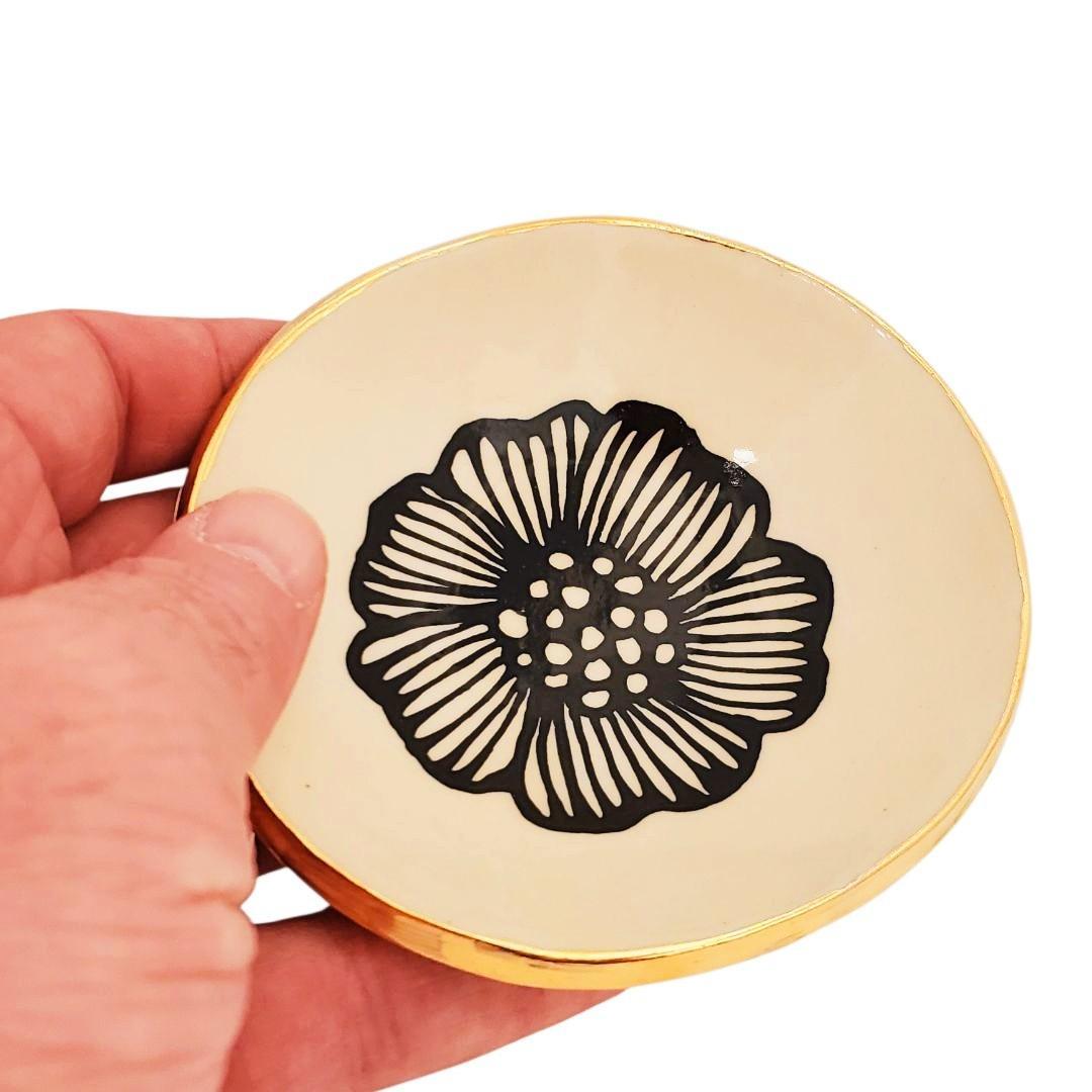 Trinket Dish - 4in Floral with 22k Gold Solid Lip (A) by Hsieh Clay SF