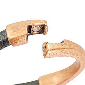 Bracelet - Olive Champagne Leather Breakaway (Assorted Metals) by Diana Kauffman Designs