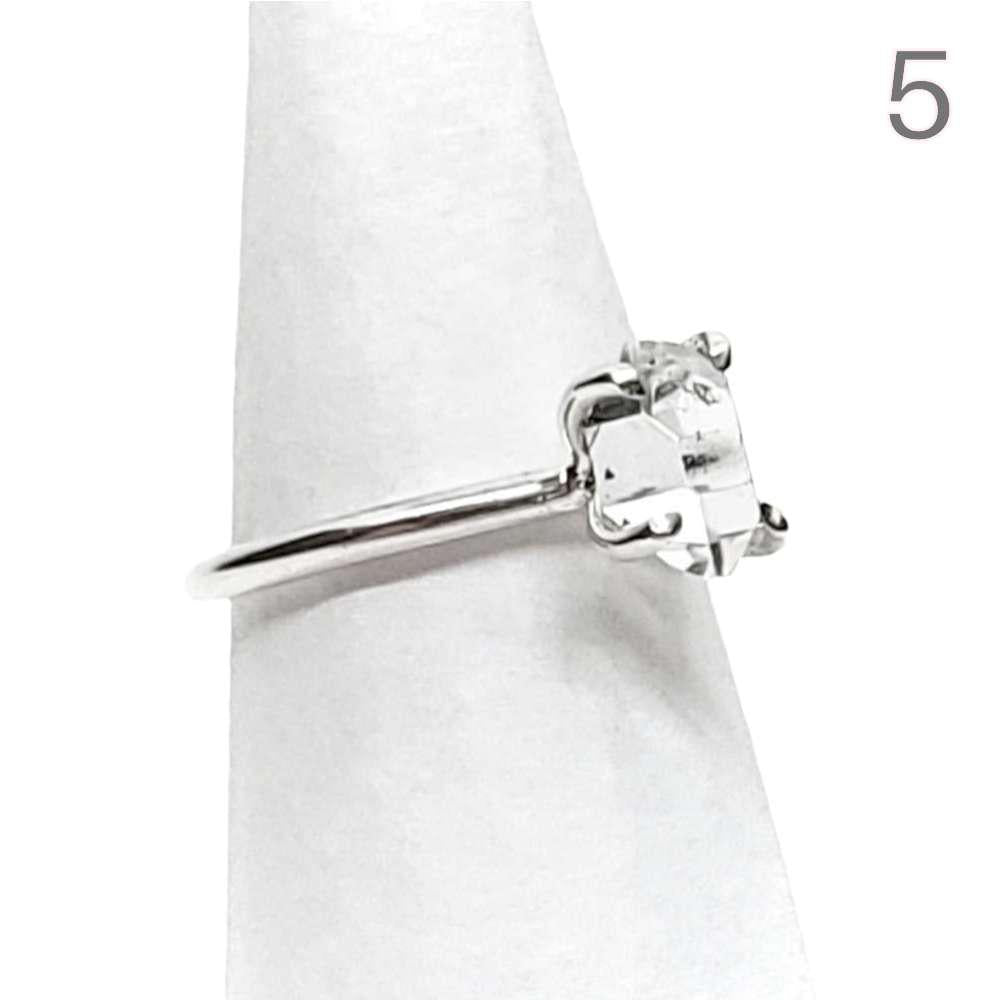 Ring - Size 5,7 - Mini Horizontal Herkimer in Bright Sterling Silver by Storica Studio