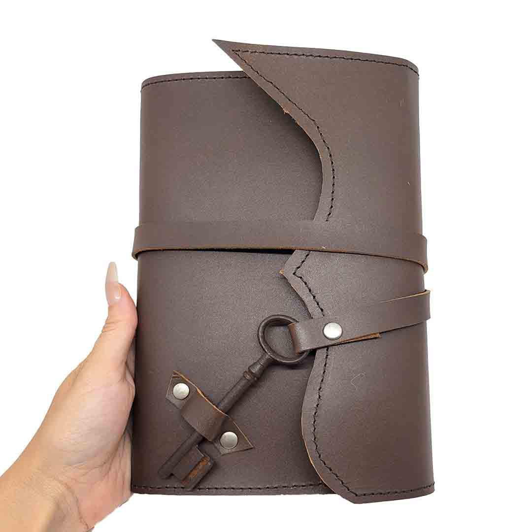 Journal - Large Nottinghill in Walnut Leather by Divina Denuevo