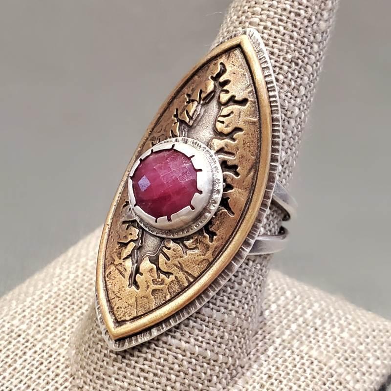 Ring - Size 9 - Tectonic Vesica Ruby by Una Barrett